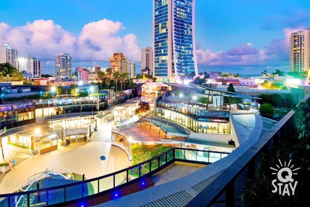 Circle On Cavil Holidays Gold Coast Kültér fotó